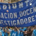 Segundo día de paro universitario: “Los salarios están a niveles de indigencia”