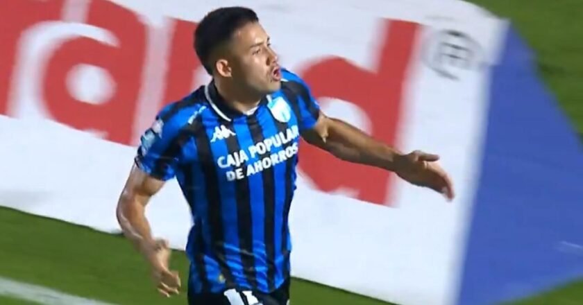 Atlético Tucumán derrotó 1-0 a Gimnasia (LP) y festejó por primera vez con Falcioni.