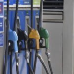 El Gobierno postergó la suba de impuestos a los combustibles hasta octubre