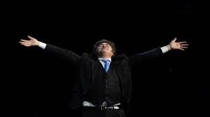 Gira presidencial: Milei cerró una semana de alto perfil externo y turbulencias en el frente doméstico