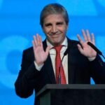 Caputo admitió que el IPC de marzo superará el 3%, pero prometió que bajará desde abril