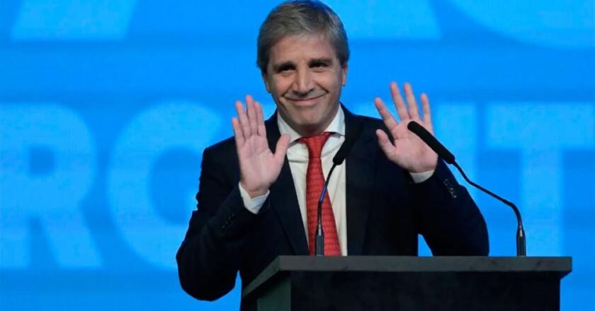 Caputo admitió que el IPC de marzo superará el 3%, pero prometió que bajará desde abril