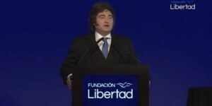 Milei en la cena de Fundación Libertad: “Soy el presidente que menos gana en América”