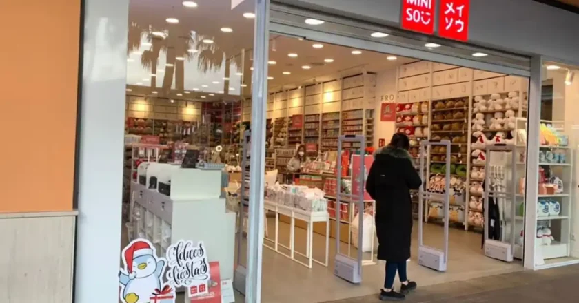 Miniso llegó a la Argentina: por qué la marca es furor y cómo fue la apertura de su primera tienda