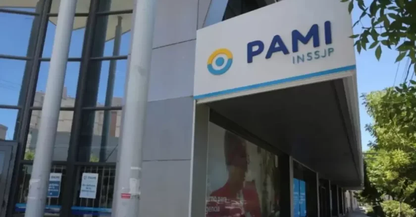 Buscan destrabar el pago de la deuda histórica que el PAMI arrastra con las clínicas