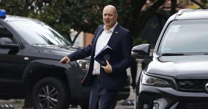 Malestar en Uruguay por el decreto de Sturzenegger sobre practicaje