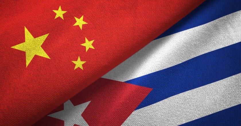 China dona a Cuba una nueva estación eléctrica solar