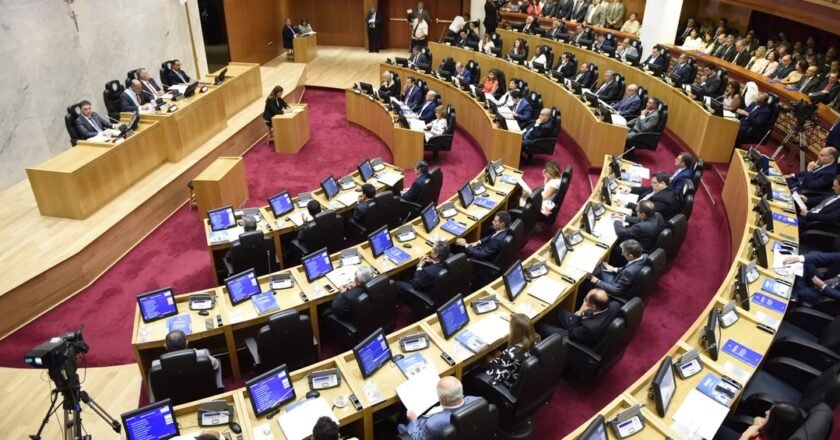 Plan Hídrico y designaciones judiciales: la agenda de la Legislatura para el 16 de abril