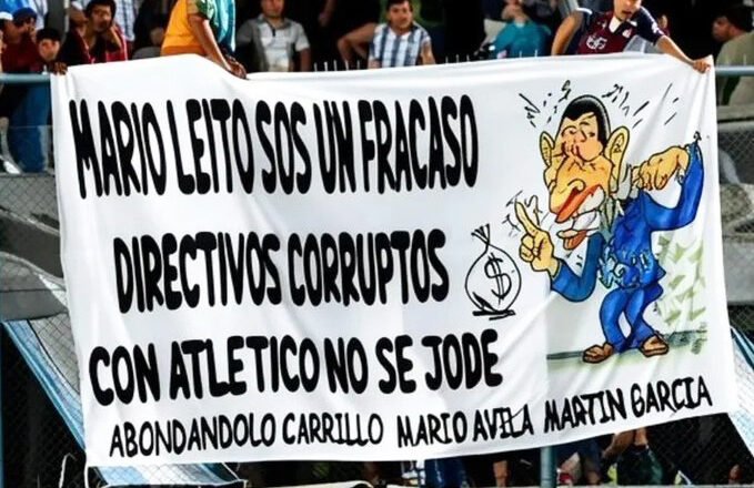Tensión en Atlético: el fuerte trapo dedicado a Mario Leito