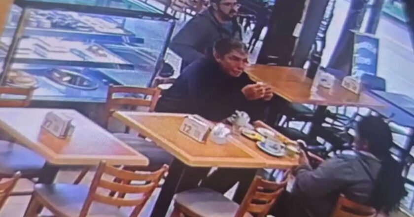 Una cámara de seguridad muestra al comerciante desaparecido de Concepción en Santiago del Estero
