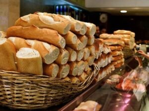 Crisis en las panaderías de Tucumán: cerraron 110 comercios en dos años