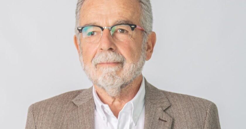 Mario Koltan presenta “Minga” en la Feria del Libro de Buenos Aires: una obra que invita a no bajar la cabeza