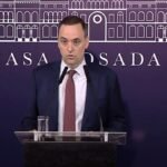 Manuel Adorni deberá responder 4.800 preguntas sobre su patrimonio y viajes al exterior