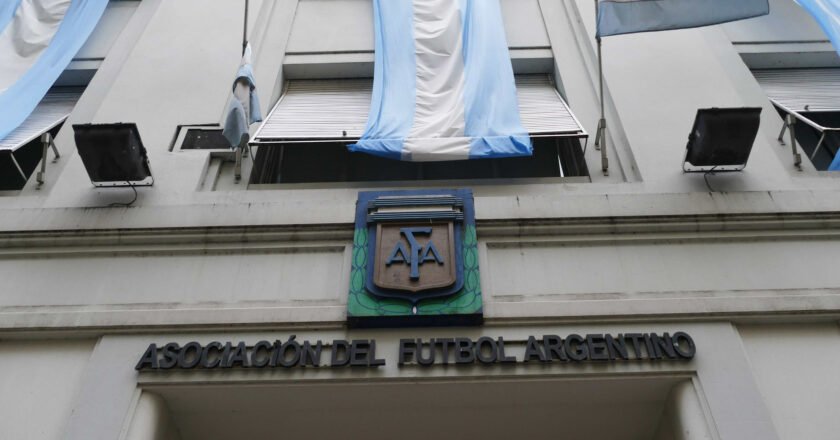 Causa contra la AFA y Sur Finanzas: allanan al menos 10 clubes por presuntas maniobras de lavado