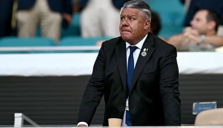 La Justicia autorizó al Chiqui Tapia a salir del país: cuáles son los tres viajes que realizará