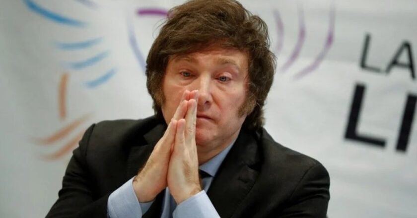 Se hunde la confianza económica mientras escala el rechazo a la figura de Milei