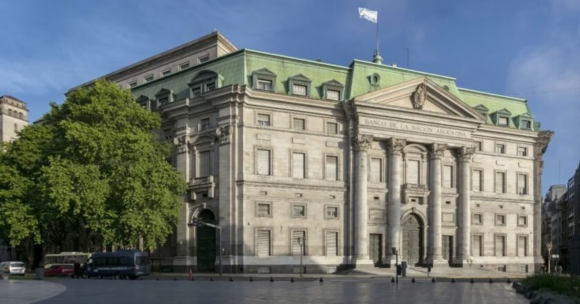 Polémica por créditos del Banco Nación: piden investigar préstamos a funcionarios de LLA