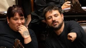 El duro insulto de Grabois a Manuel Adorni: “Además de chorro sos cagón”