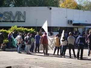 Paro en el SMN: advierten por demoras o cancelaciones de vuelos