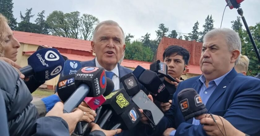 “No vamos a permitir que Tucumán se quede sin servicio”: Jaldo garantizó la continuidad del transporte