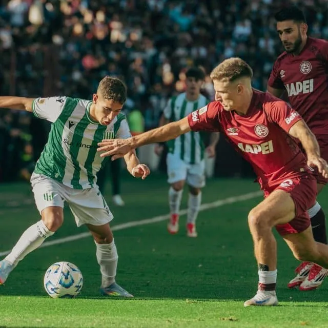Lanús y Banfield se enfrentan en una nueva edición del clásico del sur