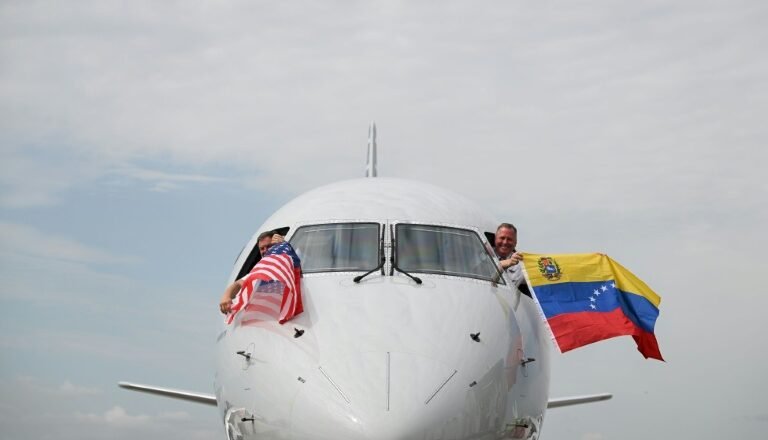 Tras siete años, se reanudaron los vuelos entre Estados Unidos y Venezuela