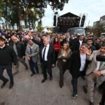 Osvaldo Jaldo encabezó la inauguración de obras en la plaza de Lules y nueva iluminación en la Iglesia Fundacional