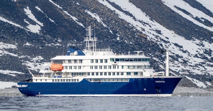 Hantavirus: el brote del crucero llega a tierra firme y ya son nueve los casos sospechosos