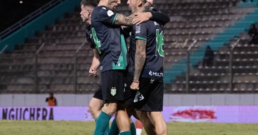 San Martín dejó escapar la victoria y cayó ante Banfield desde los doce pasos