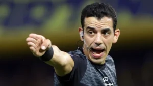 Los árbitros para los duelos de cuartos de final del Apertura