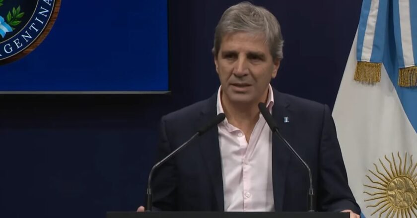 Caputo explicó el “súper RIGI” y señaló qué sectores tendrán beneficios “extra”