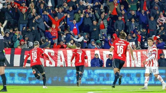 Independiente cerró el semestre con triunfo ante Unión y avanzó a octavos de Copa Argentina