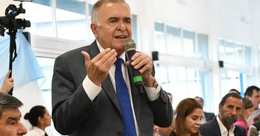 Jaldo criticó a Milei por el mapa que compartió sin la provincia de Tucumán: “Que respete a las provincias”