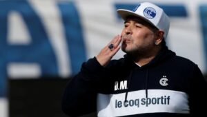 Juicio por Maradona: declaran los médicos que desaconsejaron la cirugía