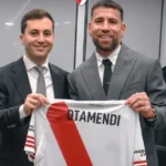 Otamendi firmó su contrato y se convirtió en el primer refuerzo de River