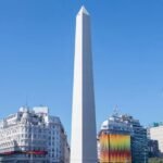 El Obelisco cumplió 90 años: quién es el prócer que sigue enterrado debajo