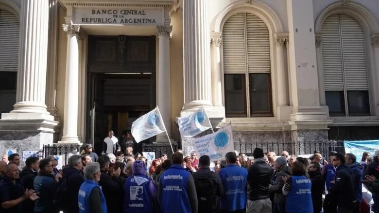 Paro bancario este miércoles: a qué hora comienza y qué bancos estarán afectados