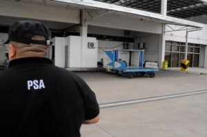 Tucumán: descubren un arma de fuego en la mochila de un hombre antes de subir a un vuelo con destino a Bs. As.