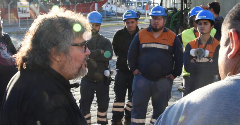 Los gremios aceiteros paralizan las plantas por tiempo indeterminado por un duro reclamo salarial