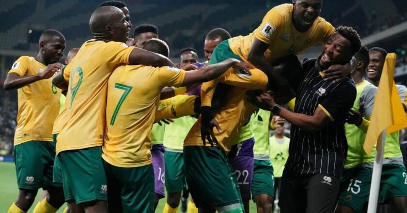 Sudáfrica hizo historia ante Corea del Sur y avanzó por primera vez a la segunda ronda de un Mundial