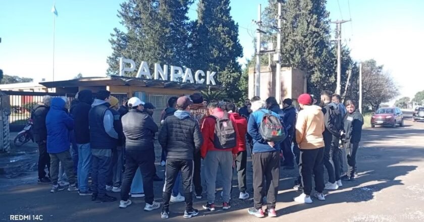 Despidos en Panpack: trabajadores profundizan las protestas y reclaman indemnizaciones tras tres meses de conflicto