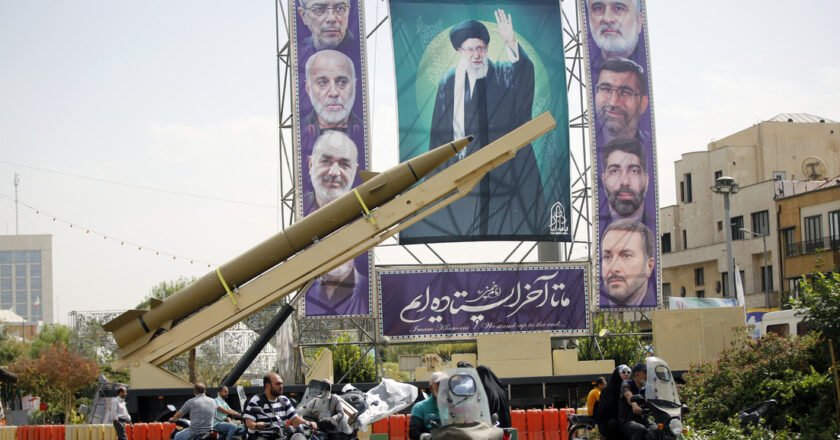 Canciller iraní: EE.UU. debe aceptar la realidad de “una República Islámica poderosa”