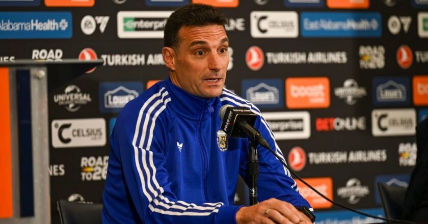 Siete jugadores podrían tener su debut mundialista con Argentina ante Jordania
