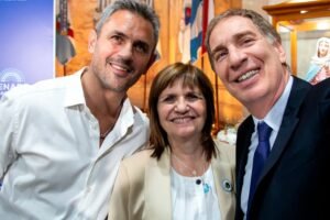 Con apoyo de varias provincias, el oficialismo busca reunir los votos para eliminar las PASO