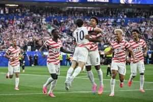 Estados Unidos goleó 4-1 a Paraguay y arrancó el Mundial con una actuación más que convincente