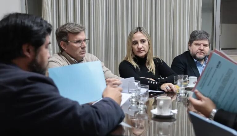 Los concejales continuarán el debate por el pedido de aumento de boleto tras un cuarto intermedio