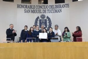 Estudiantes dieron origen a una iniciativa para fomentar hábitos digitales saludables en la capital tucumana