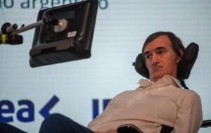Esteban Bullrich renunció al PRO con duras críticas por el caso Adorni