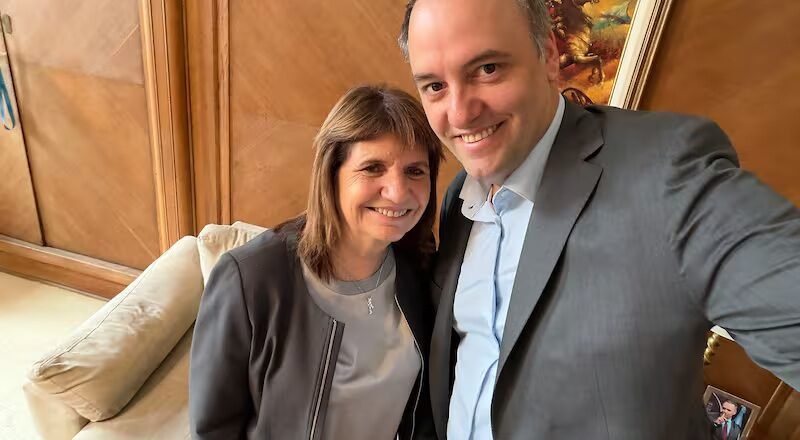 Bullrich dijo que Adorni no irá al Senado para no ser “castigado en público durante ocho horas”
