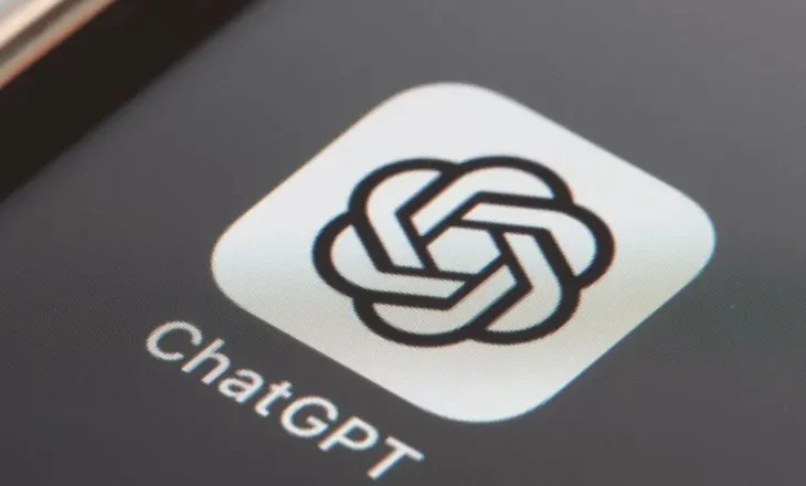 ChatGPT pierde terreno: su cuota de mercado cae por debajo del 50% por primera vez desde su lanzamiento